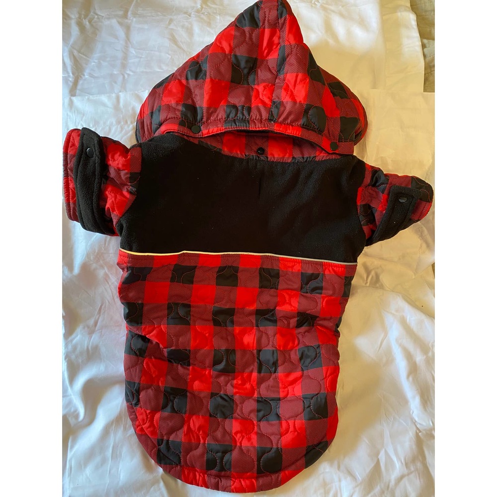NWOT Dog Coat  Scenereal Large red/black plaid  quilted, detachable hood,    B1